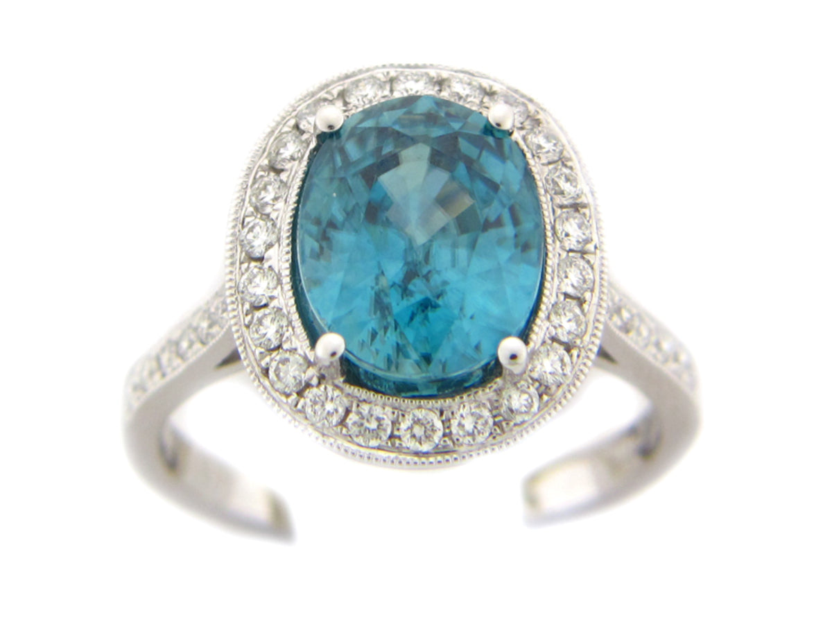 BLUE ZIRCON & DIAMOND RING, 18KW (E), CENTER=4.85