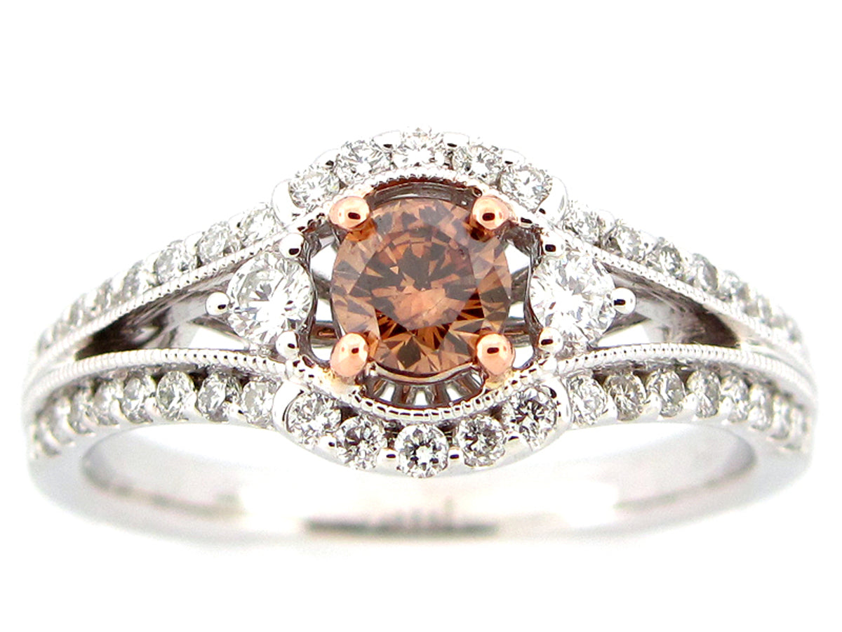 BROWN & WHITE DIAMOND RING, 18KZ (N), CENTER=0.31