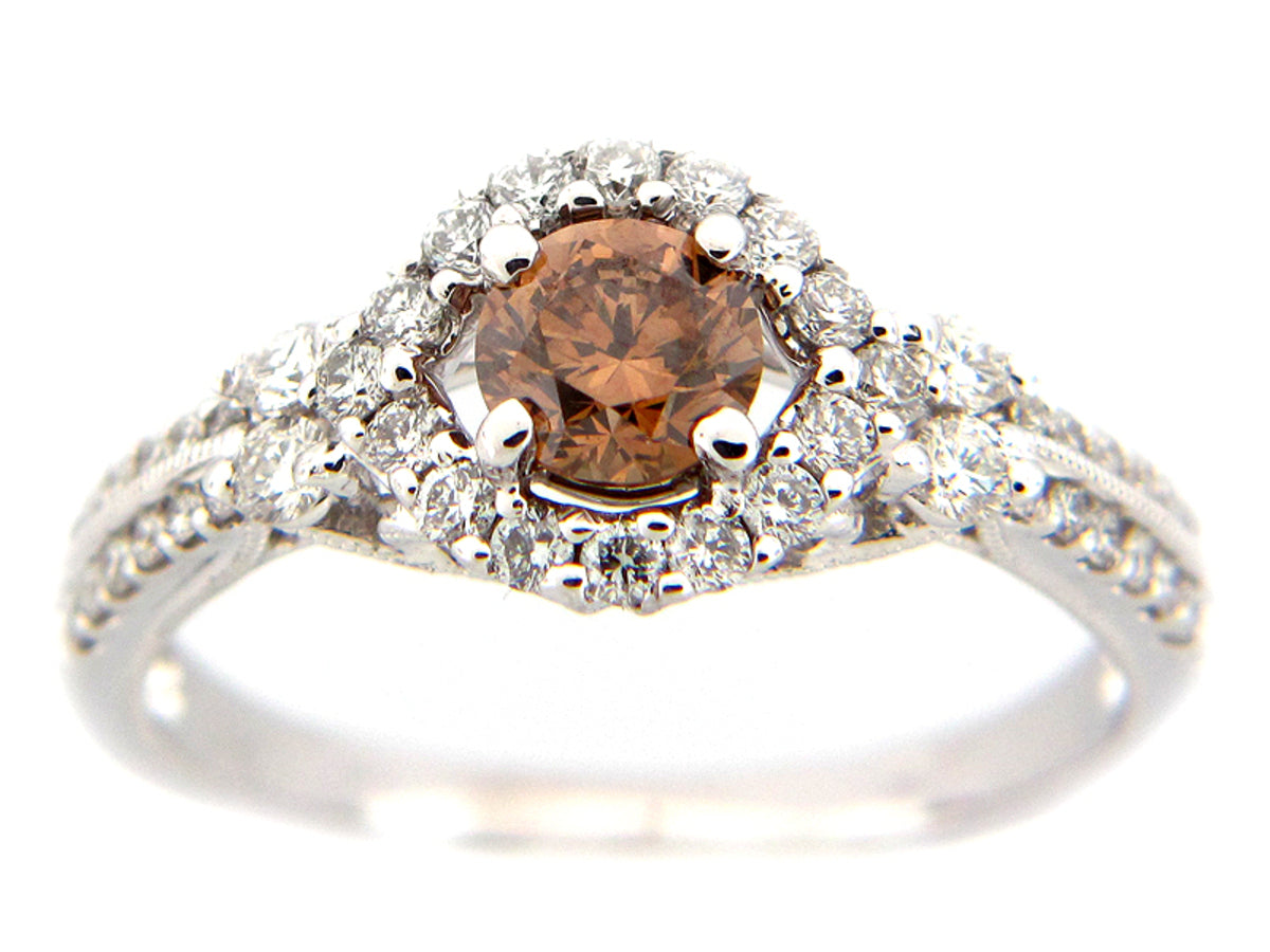 BROWN & WHITE DIAMOND RING, 18KW (N), CENTER=0.43