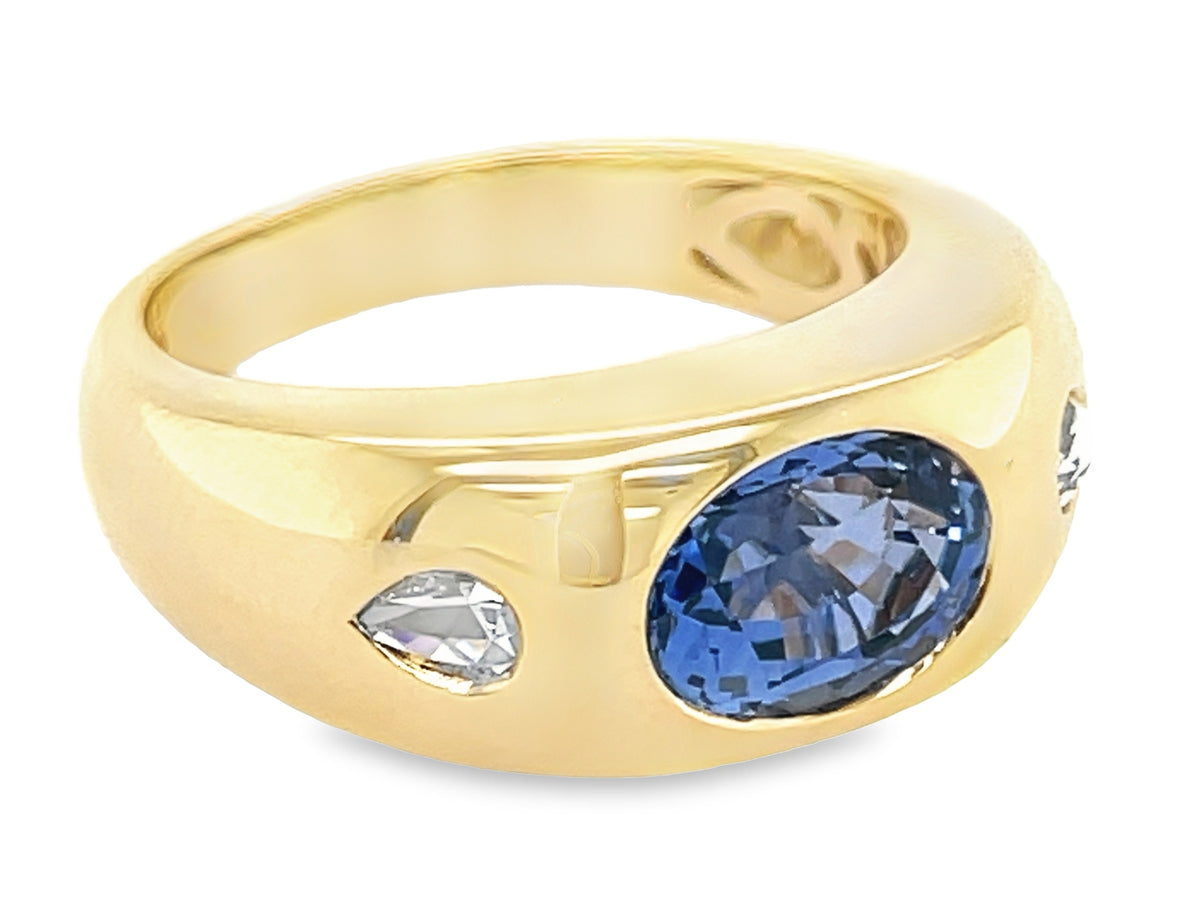 SAPPHIRE OVAL & DIAMOND PEAR RING
