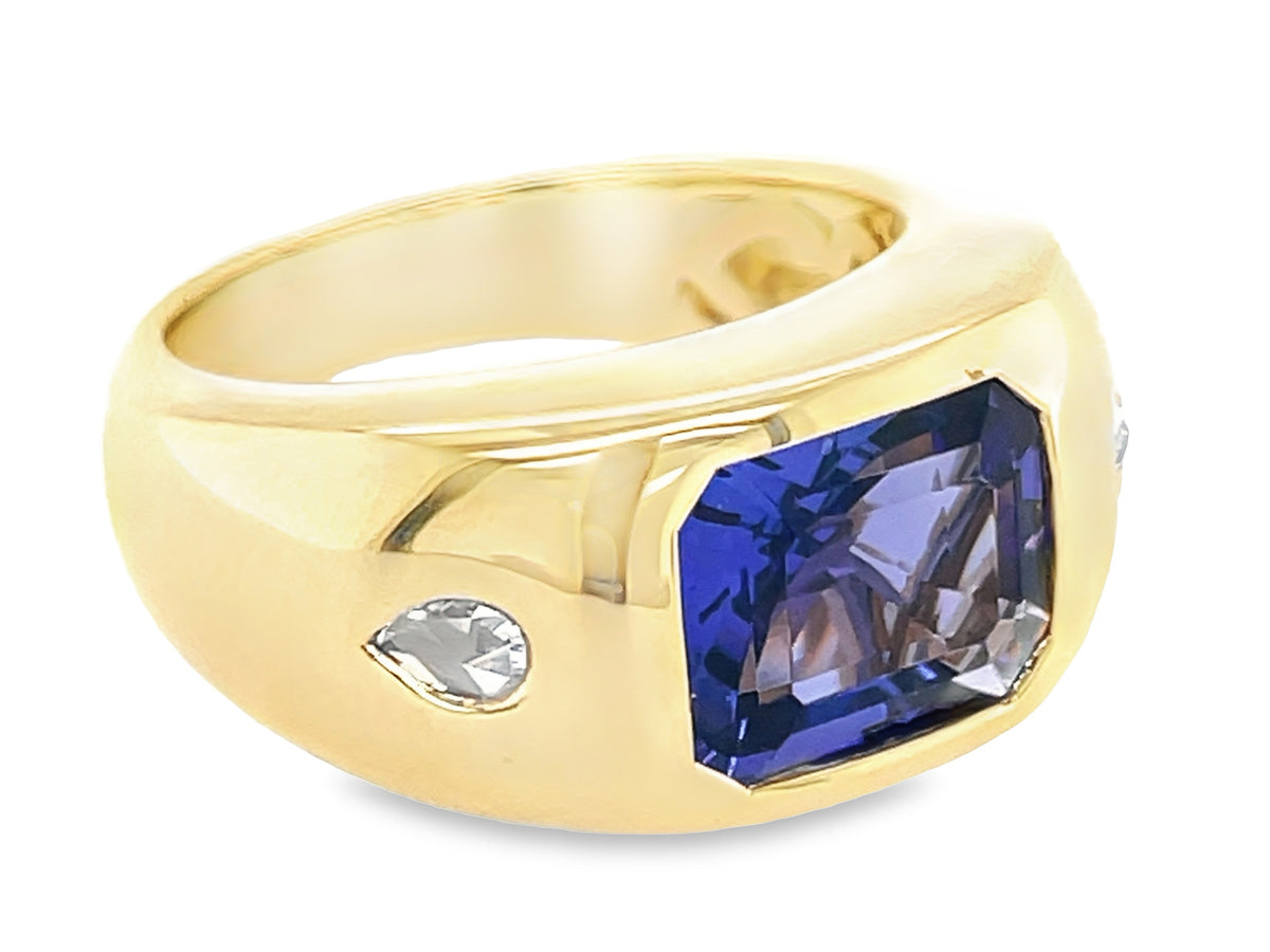 TANZANITE E/C & DIAMOND PEAR RING