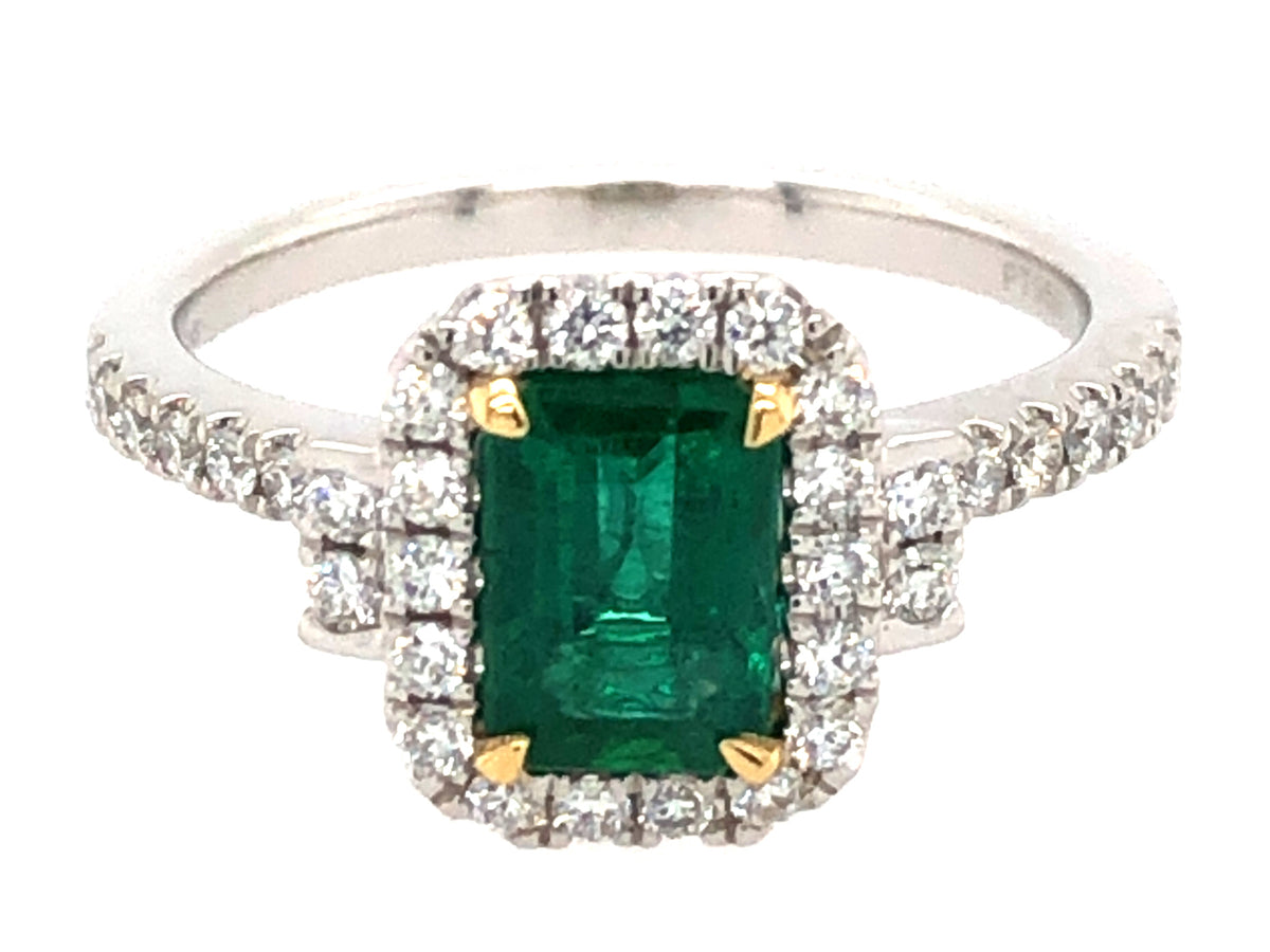 EMERALD & DIAMOND RING