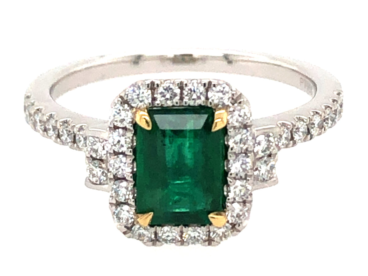 EMERALD & DIAMOND RING