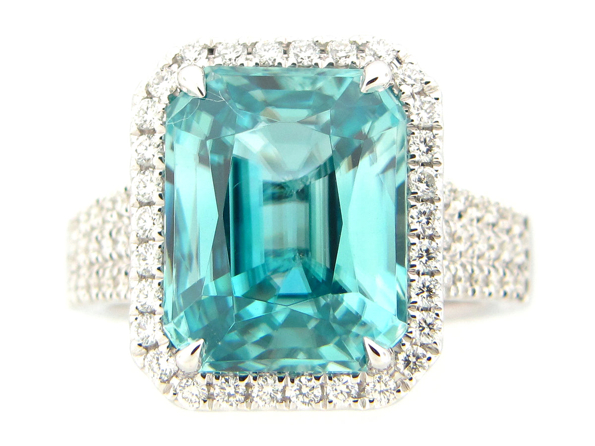 BLUE ZIRCON & DIAMOND RING, 18KW (H)