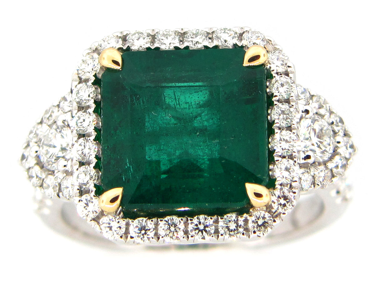EMERALD & DIAMOND RING, 18KT (O)