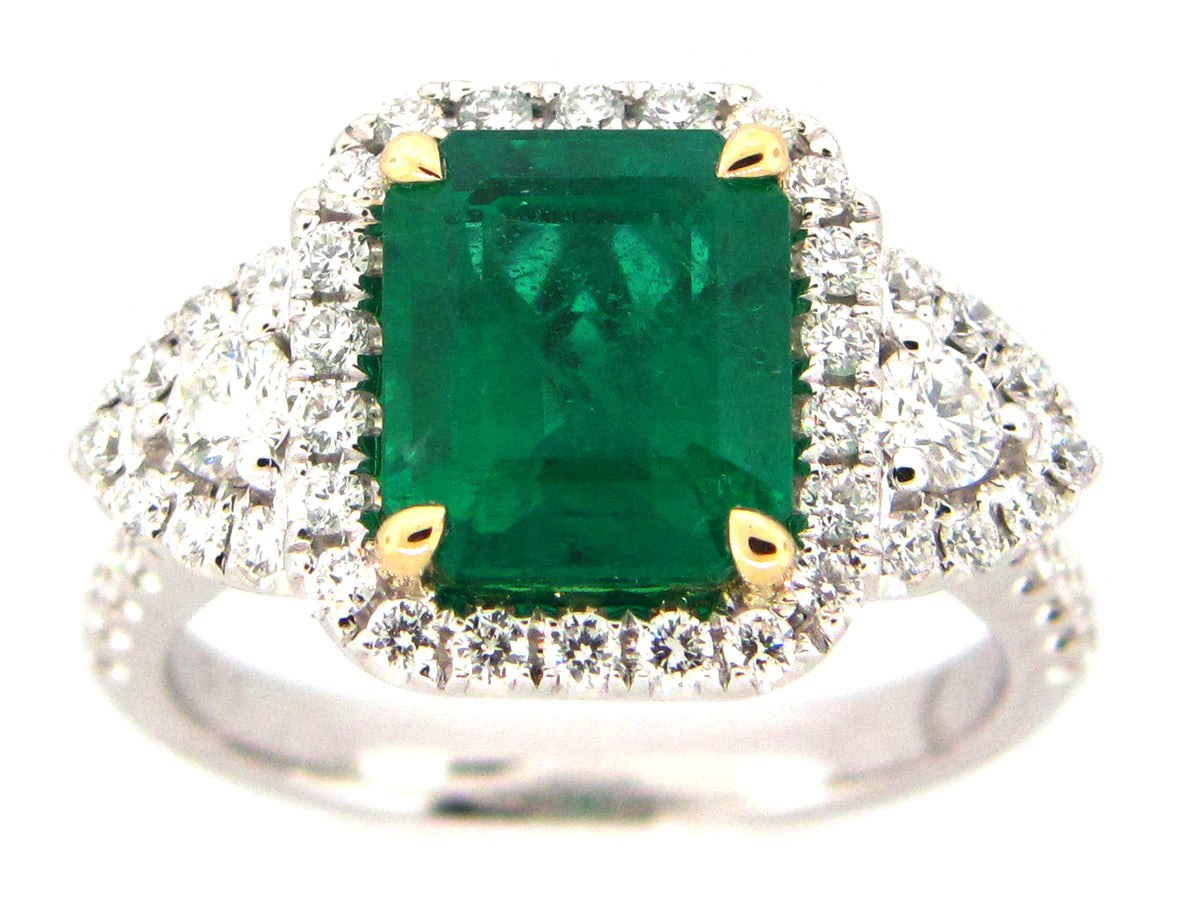 EMERALD & DIAMOND RING, 18KT (O)