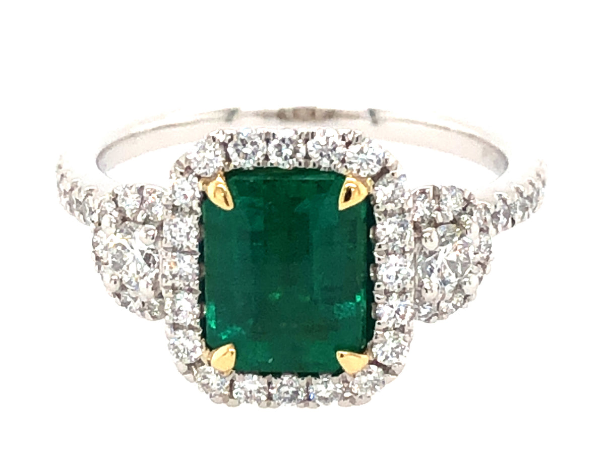 EMERALD & DIAMOND RING