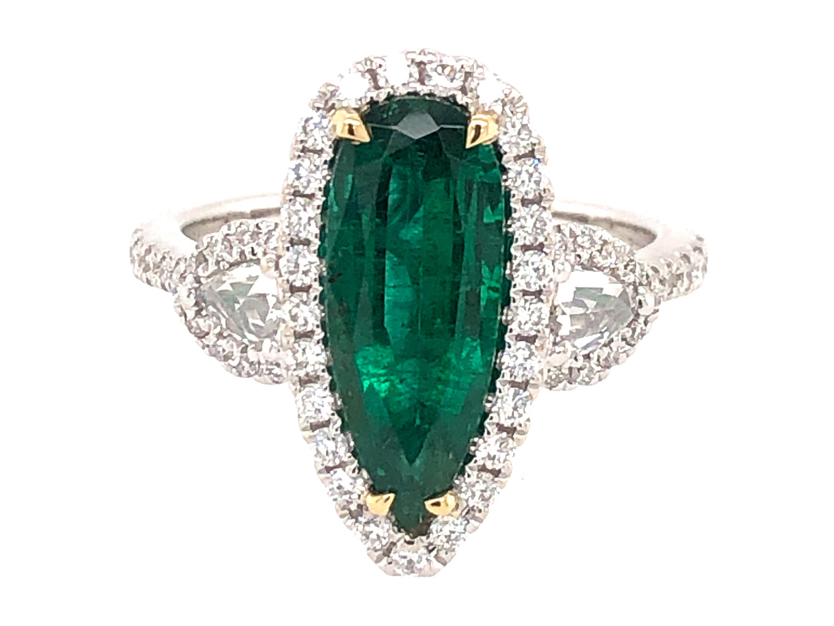 EMERALD PEAR & DIAMOND RING, 18KWY (O)