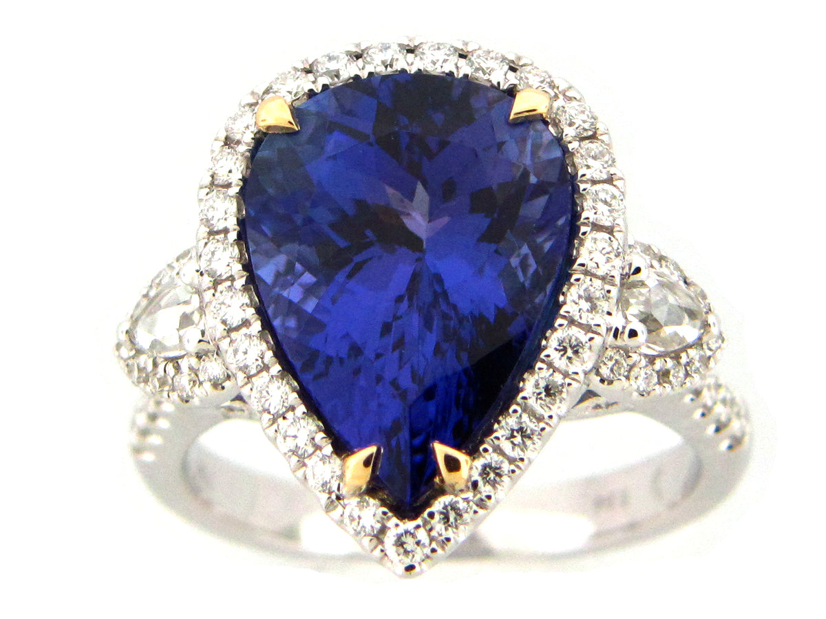 TANZANITE & DIAMOND RING, 18KWY(H)