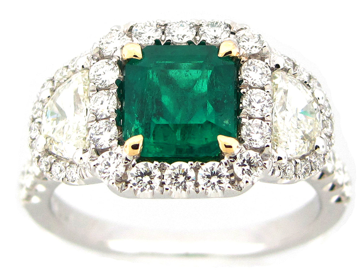 EMERALD & DIAMOND RING, 18KT (O)