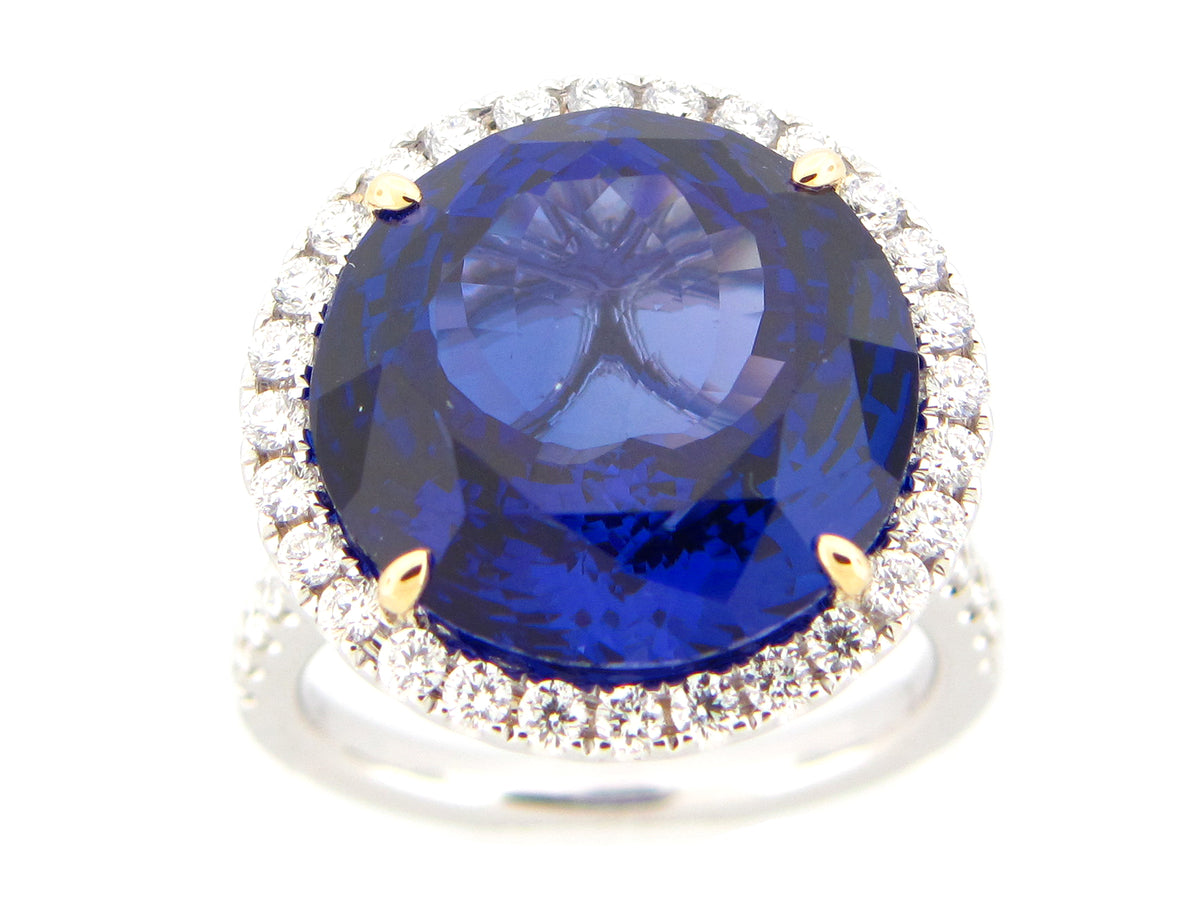 TANZANITE & DIAMOND RING, 18KWY (H)