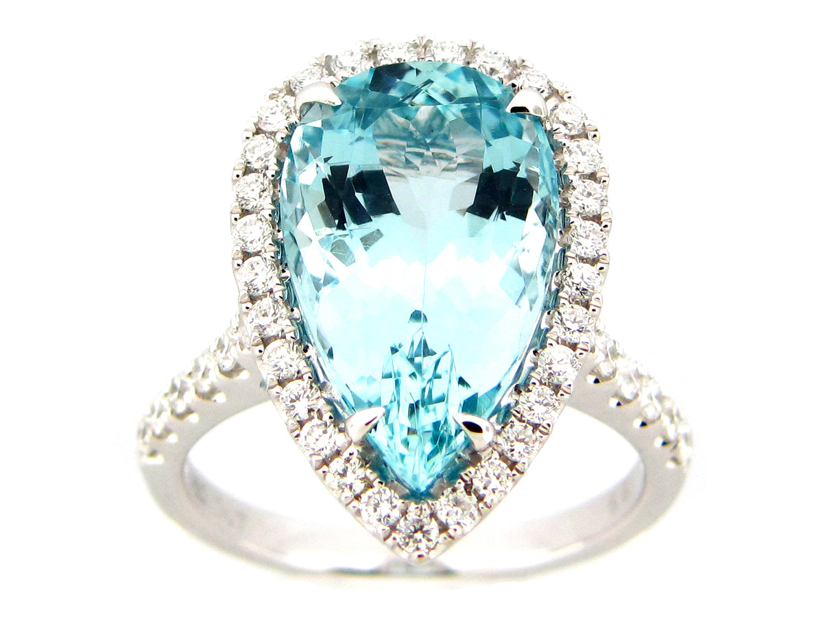 AQUAMARINE & DIAMOND RING, 18KW (H)