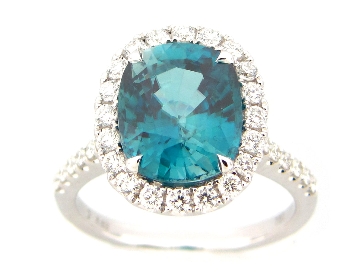 BLUE ZIRCON & DIAMOND RING, 18KW (H)