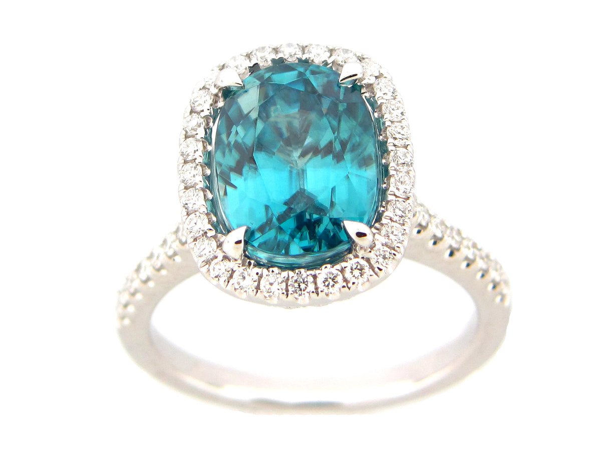 BLUE ZIRCON & DIAMOND RING, 18KW (H)