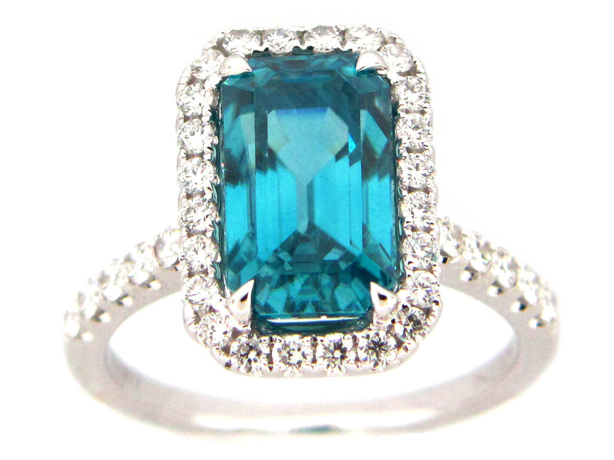 BLUE ZIRCON & DIAMOND RING, 18KW (H)