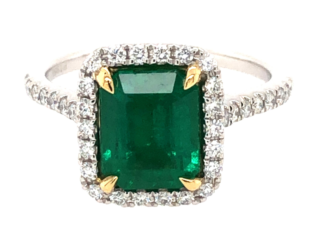EMERALD & DIAMOND RING