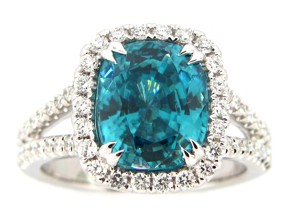 BLUE ZIRCON & DIAMOND RING, 18KW (H)