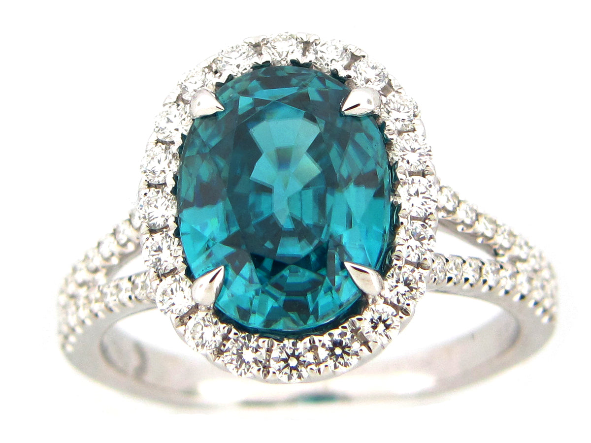 BLUE ZIRCON & DIAMOND RING, 18KY (H)