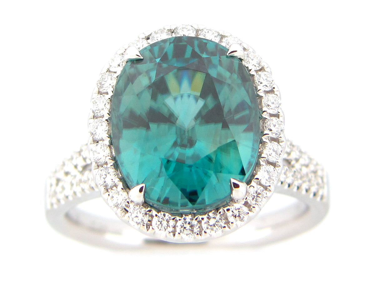 BLUE ZIRCON & DIAMOND RING, 18KW (H)