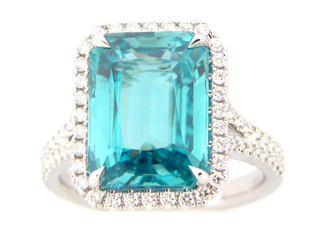 BLUE ZIRCON & DIAMOND RING, 18KW (H)