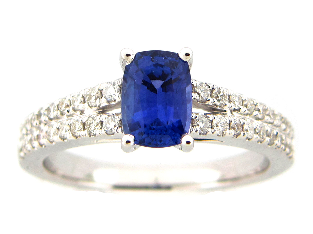 SAPPHIRE & DIAMOND RING, 18KW (H)