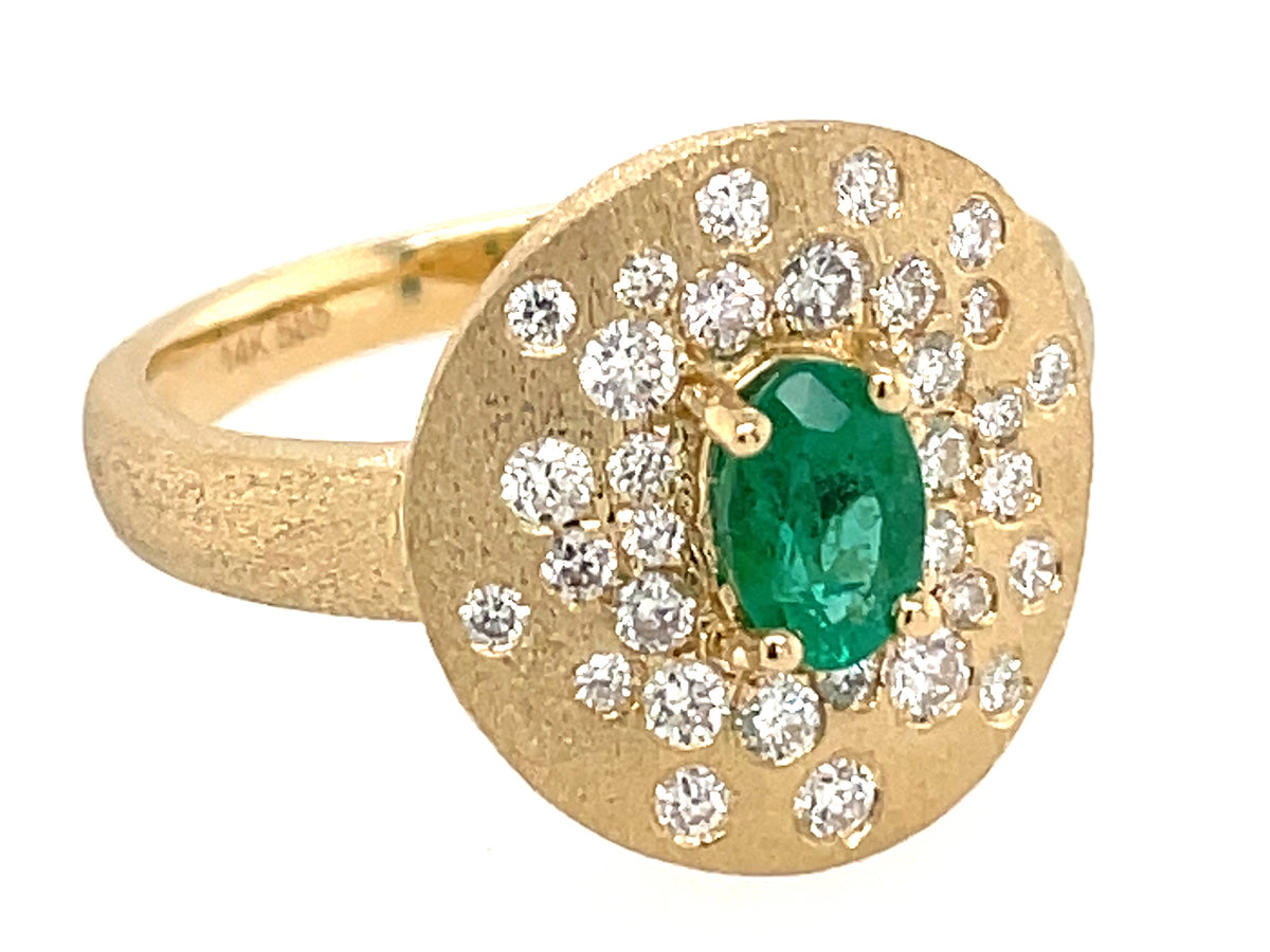 EMERALD OVAL & DIAMOND CONFETTI SHIELD RING, 14KY (O)