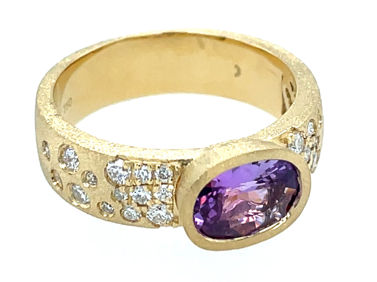 Purple Sapphire Oval Diamond Bezel Confetti Ring, Satin Finish