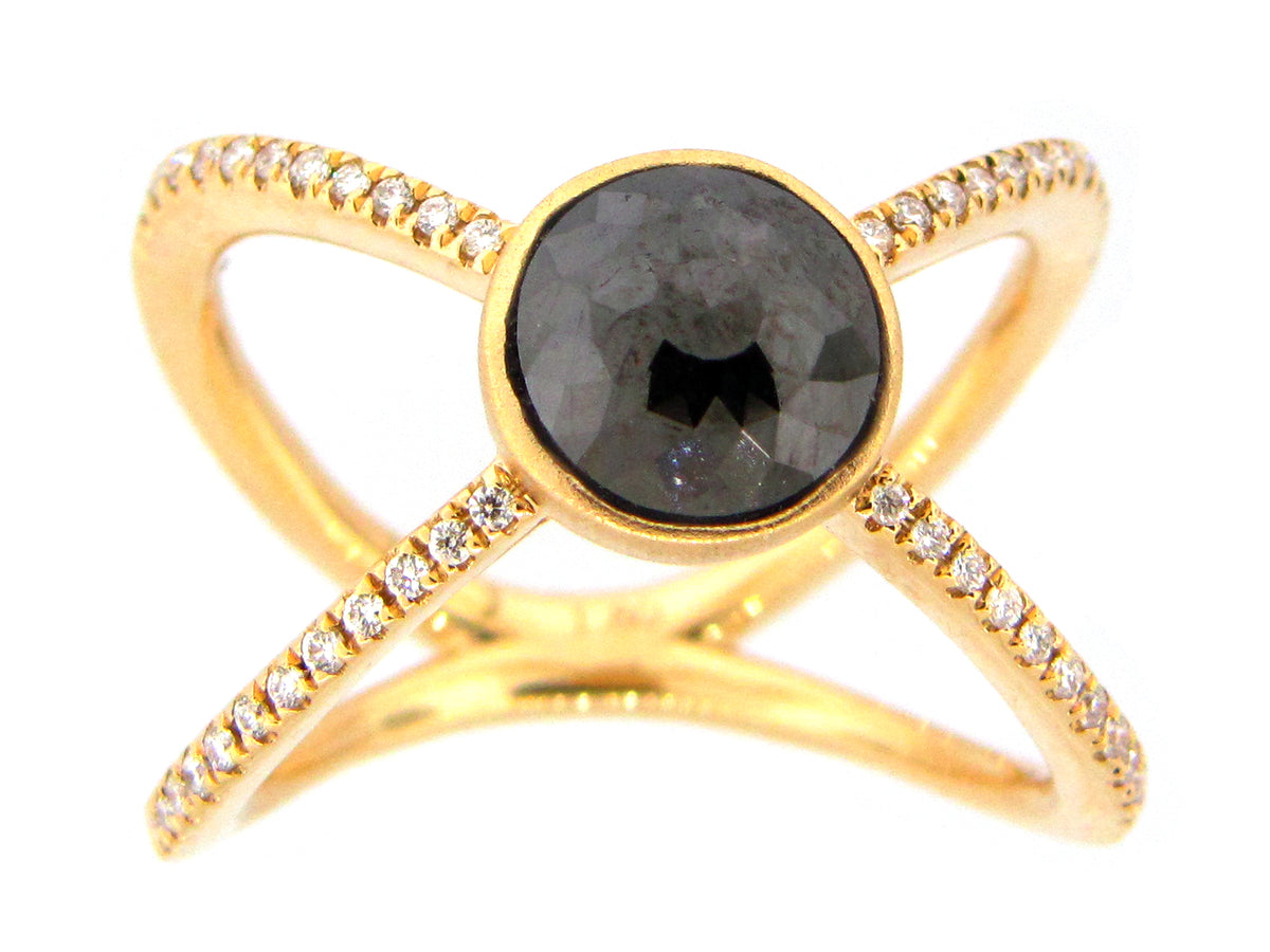 ROSE CUT BLACK & WHITE DIAMOND RING, 18KY (R)