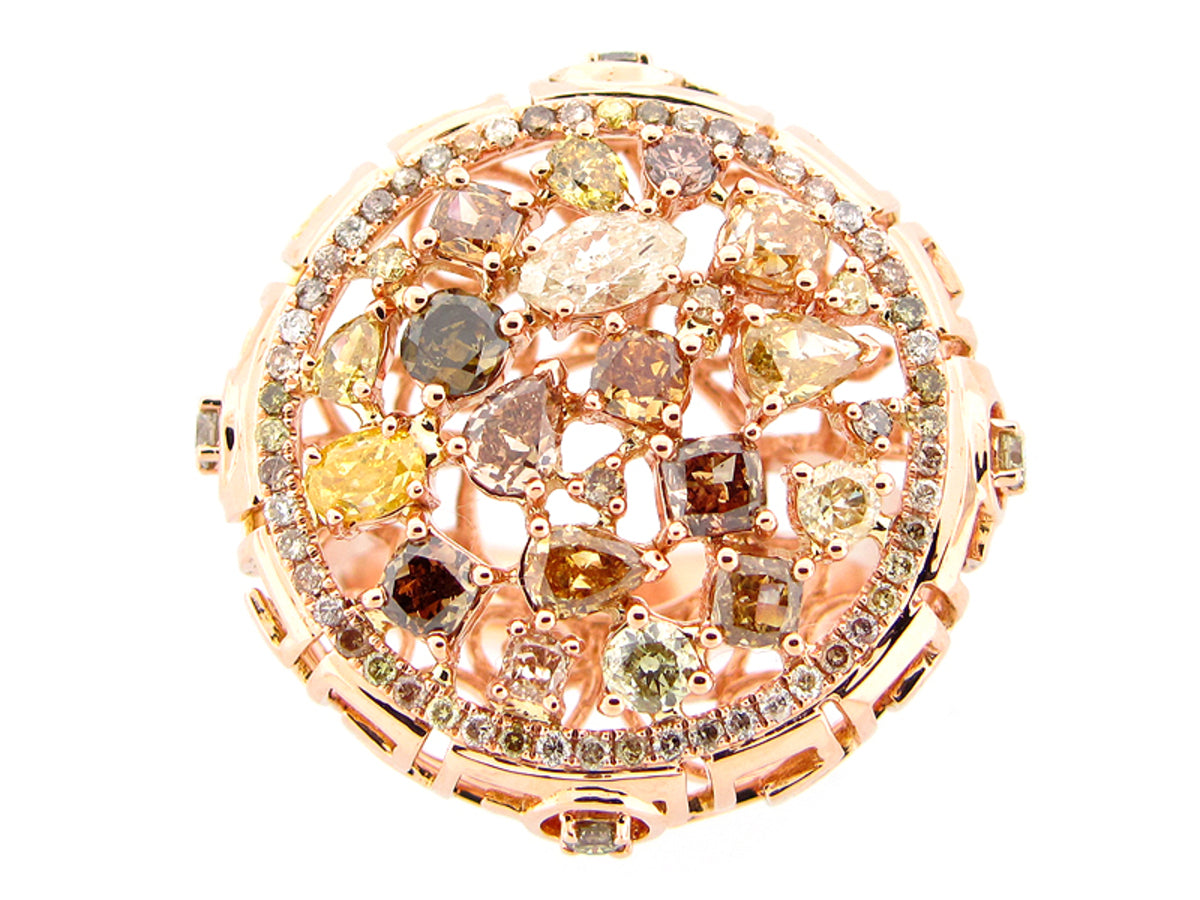 FANCY COLOR DIAMOND RING, 18KR (N)