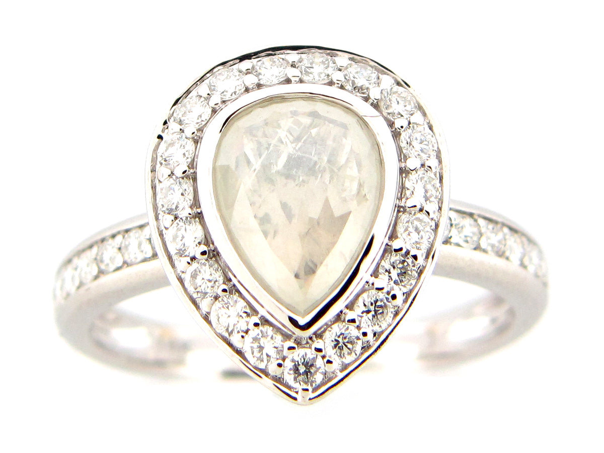 ROSE CUT PEAR WHITE DIAMOND RING, 18KW (N)