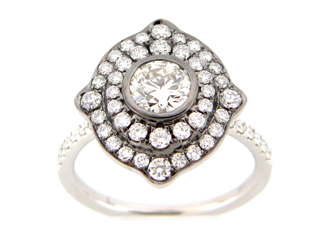 DIAMOND ART NOUVEAU RING, 18KW (N)