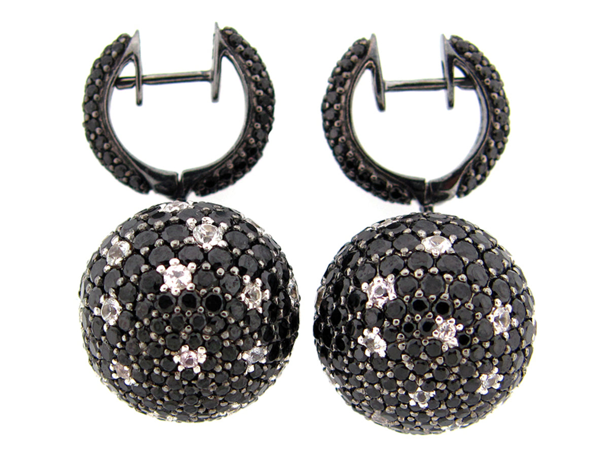 BLACK SPINEL & WHITE SAPPHIRE EARRING, BLACK FINISH, SILVER (N/E)