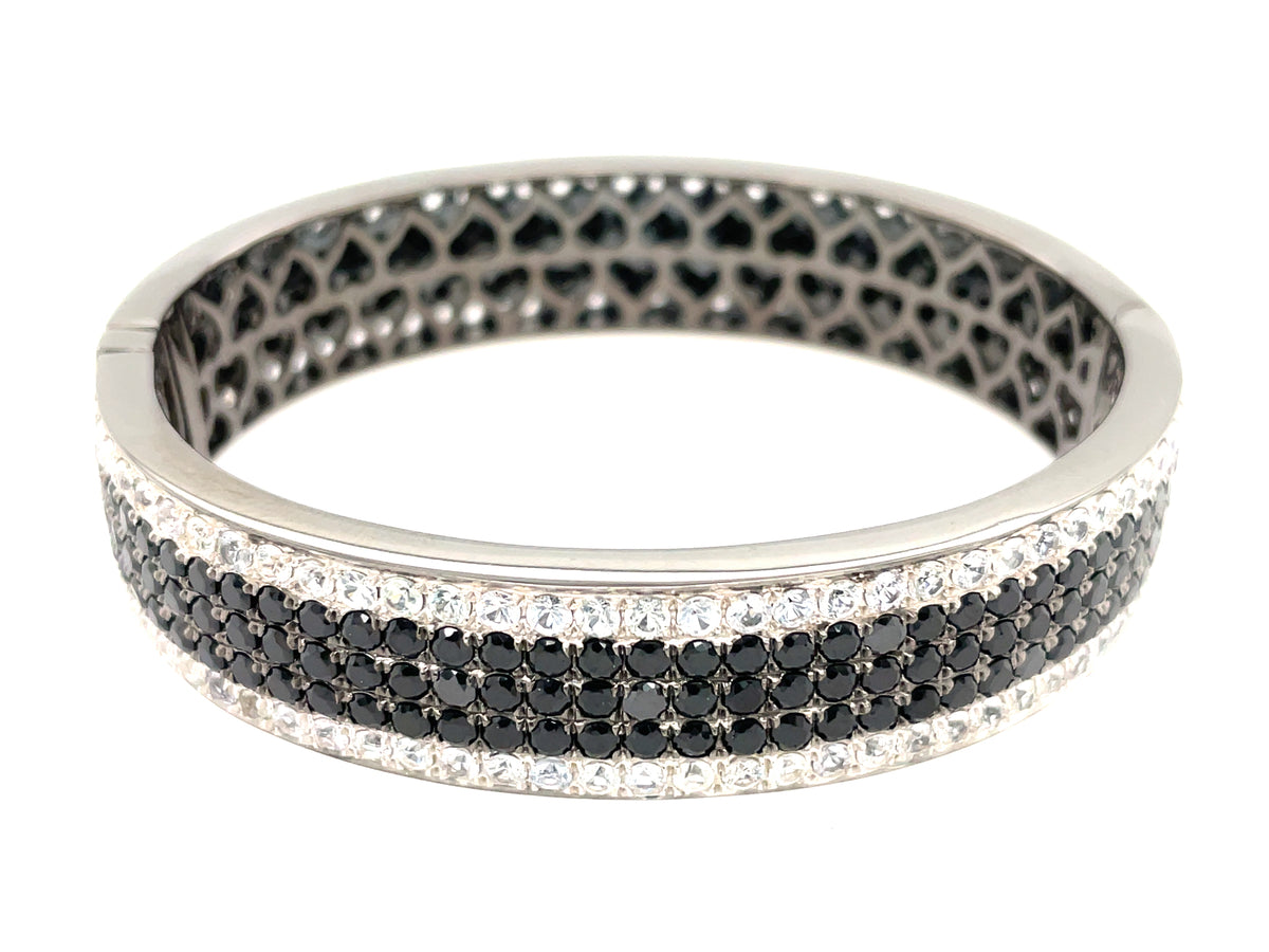 BLACK SPINEL & WHITE SAPPHIRE ETERNITY BANGLE, BLACK FINISH, SILVER (N/H)