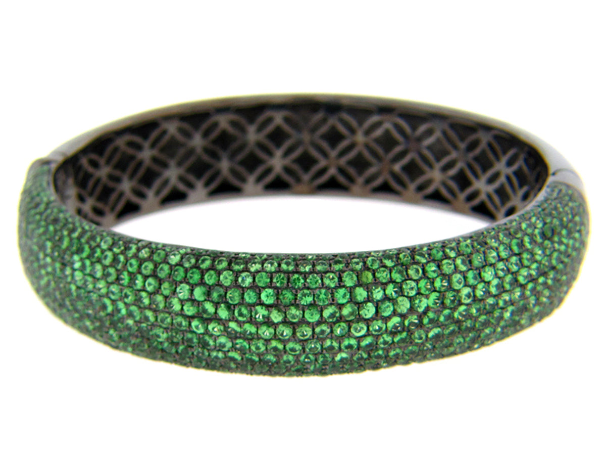 TSAVORITE BANGLE, BLACK FINISH, SILVER (N)