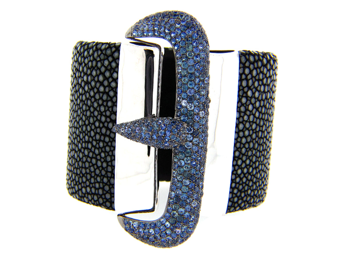 SAPPHIRE BLACK STINGRAY BANGLE