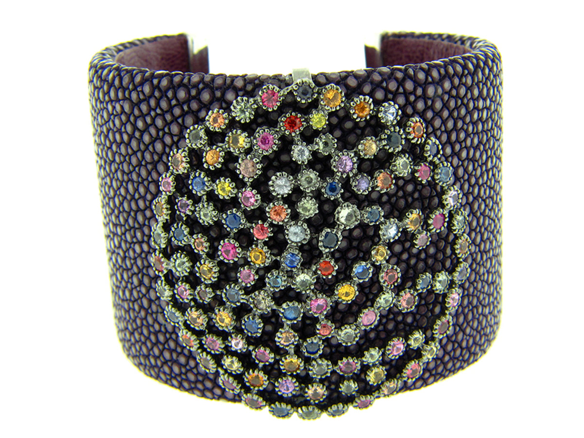 RAINBOW SAPPHIRE PURPLE STINGRAY BANGLE, SILVER (E/U)