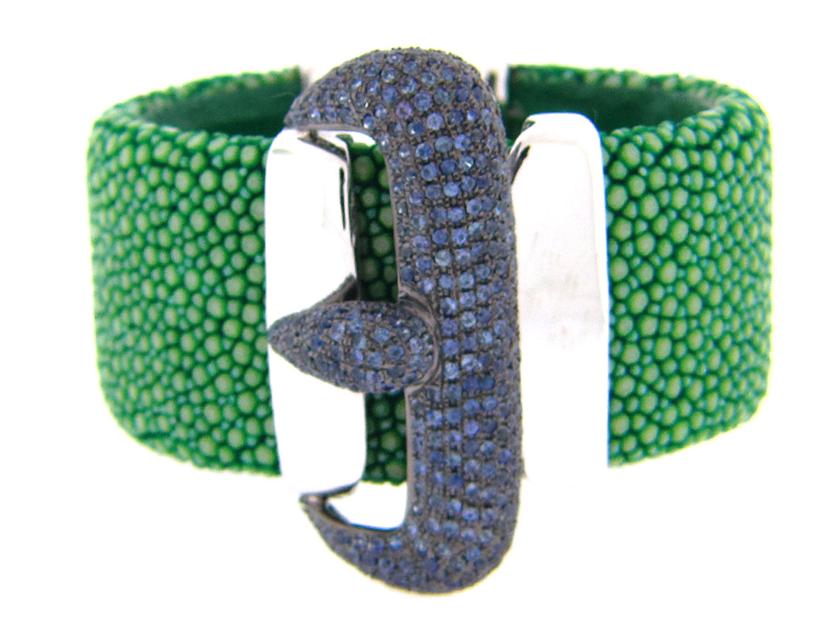 SAPPHIRE GREEN STINGRAY BANGLE, SILVER (H)