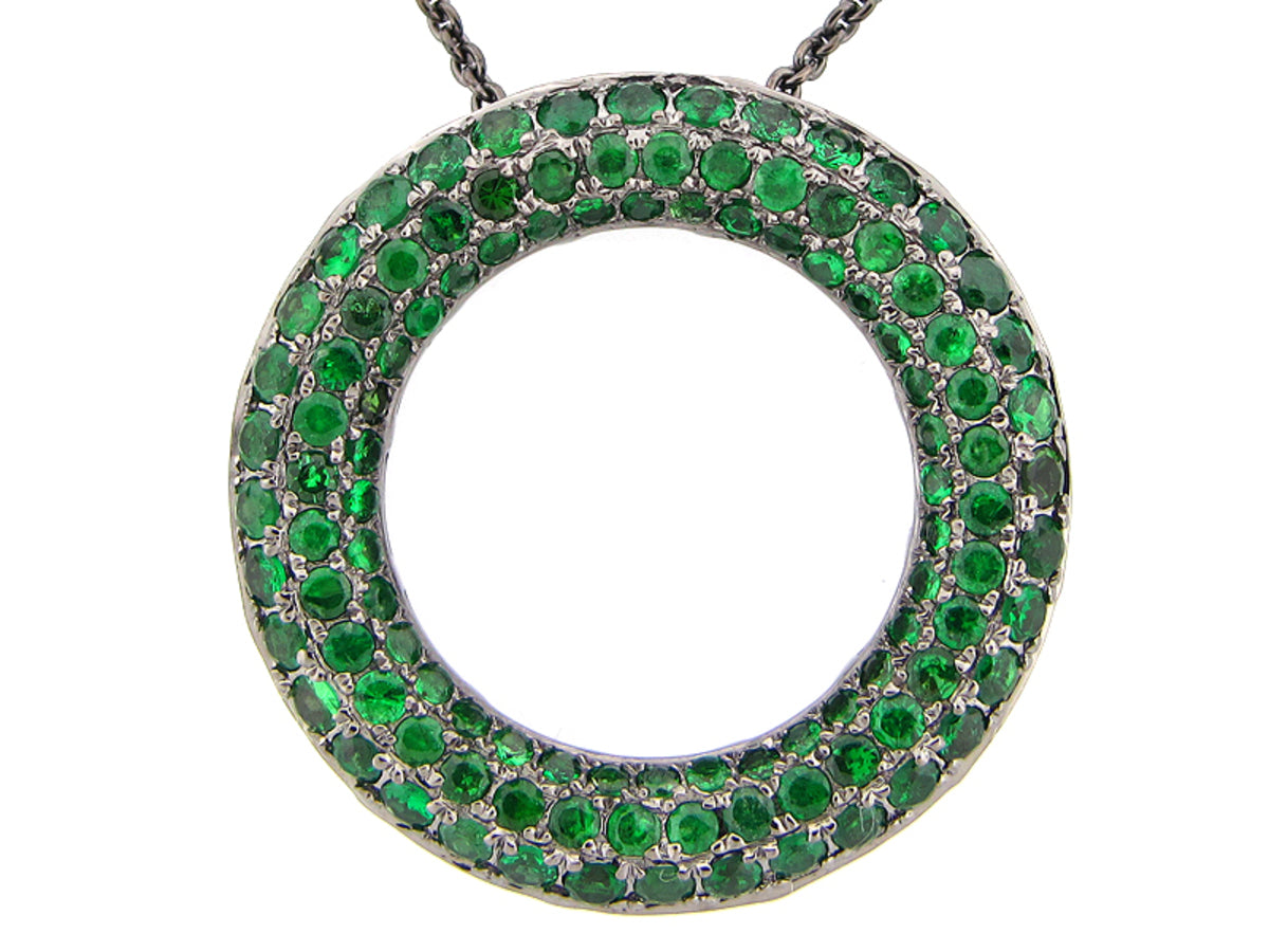 TSAVORITE PENDANT, BLACK FINISH, SILVER (N)