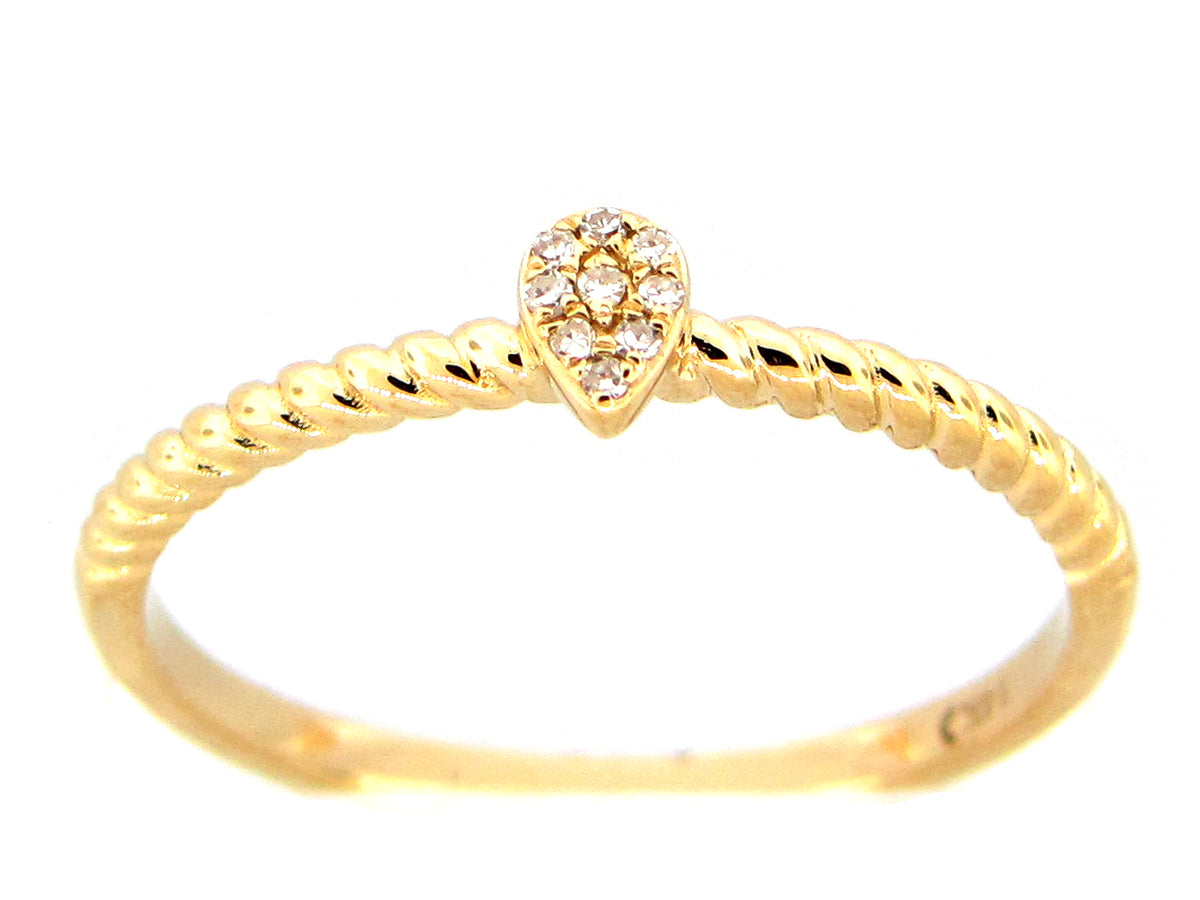 DIAMOND RING