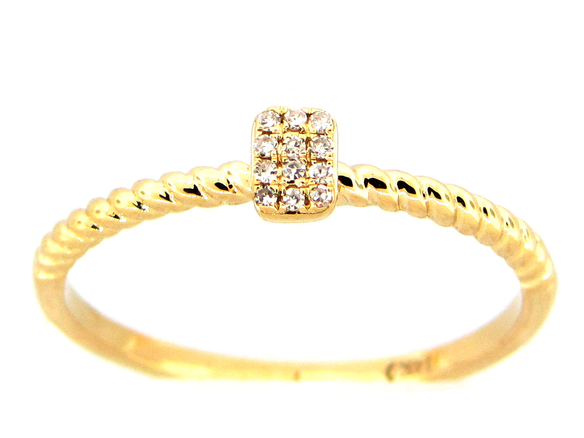 DIAMOND RING