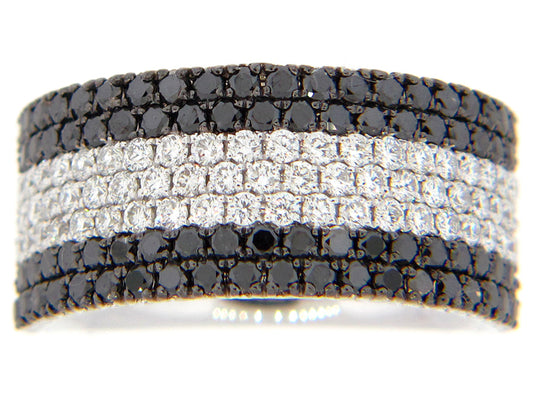 BLACK & WHITE DIAMOND RING, 14KW (R/H)