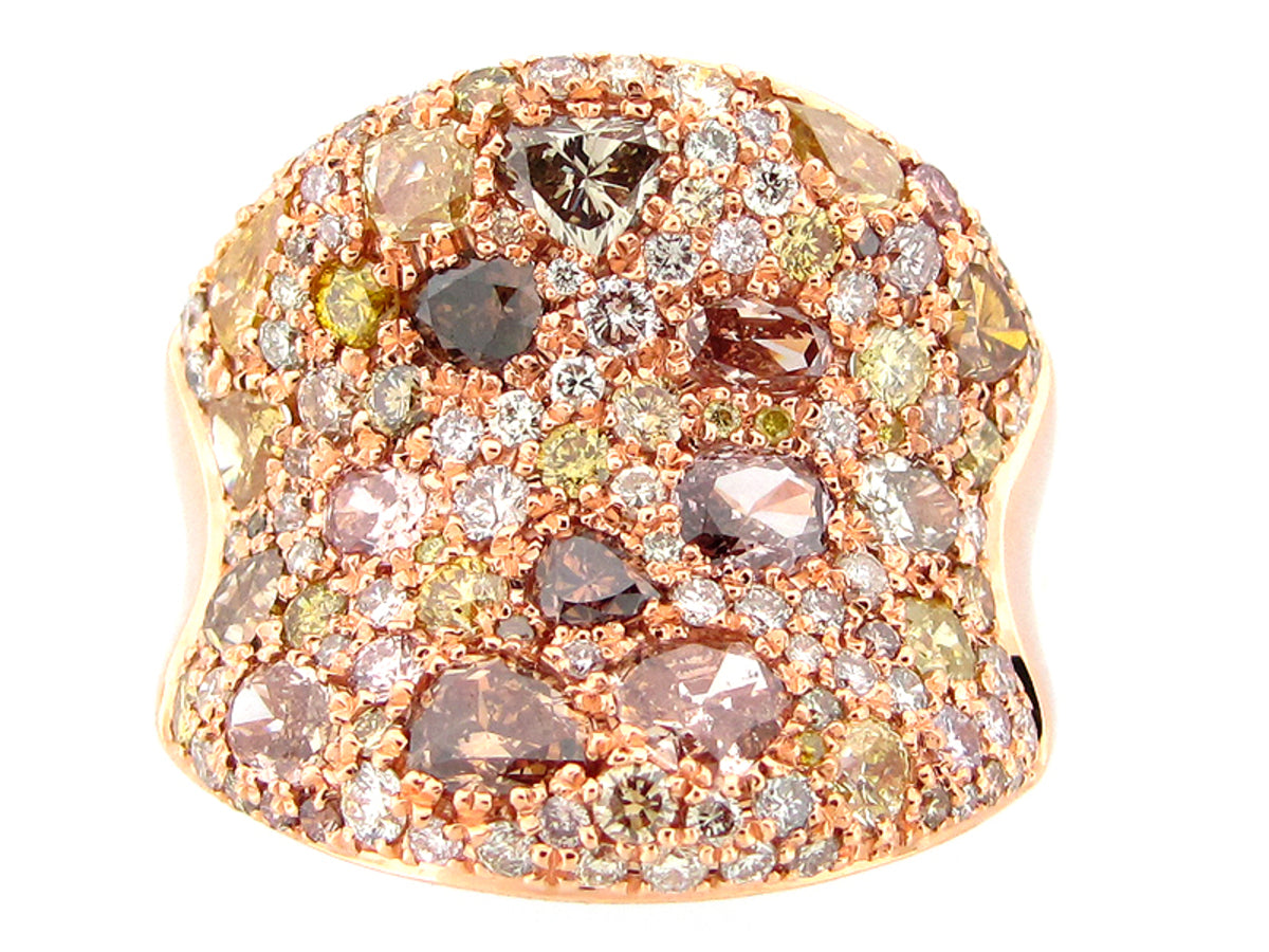 FANCY COLOR DIAMOND RING, 18KR (N)