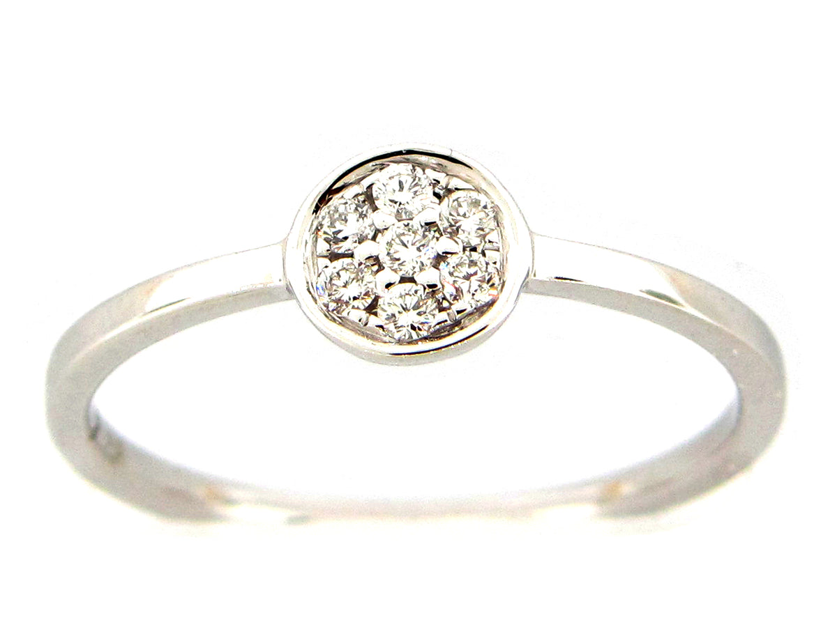 DIAMOND ROUND CLUSTER RING