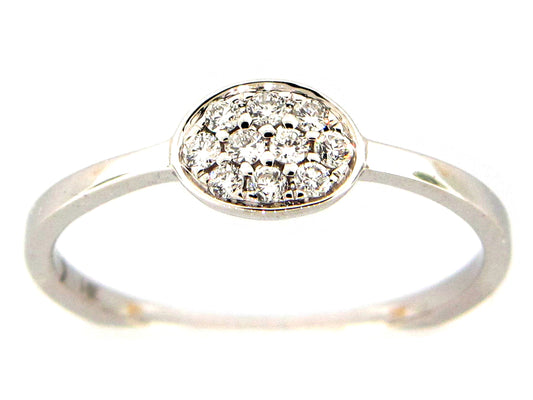 DIAMOND OVAL CLUSTER RING