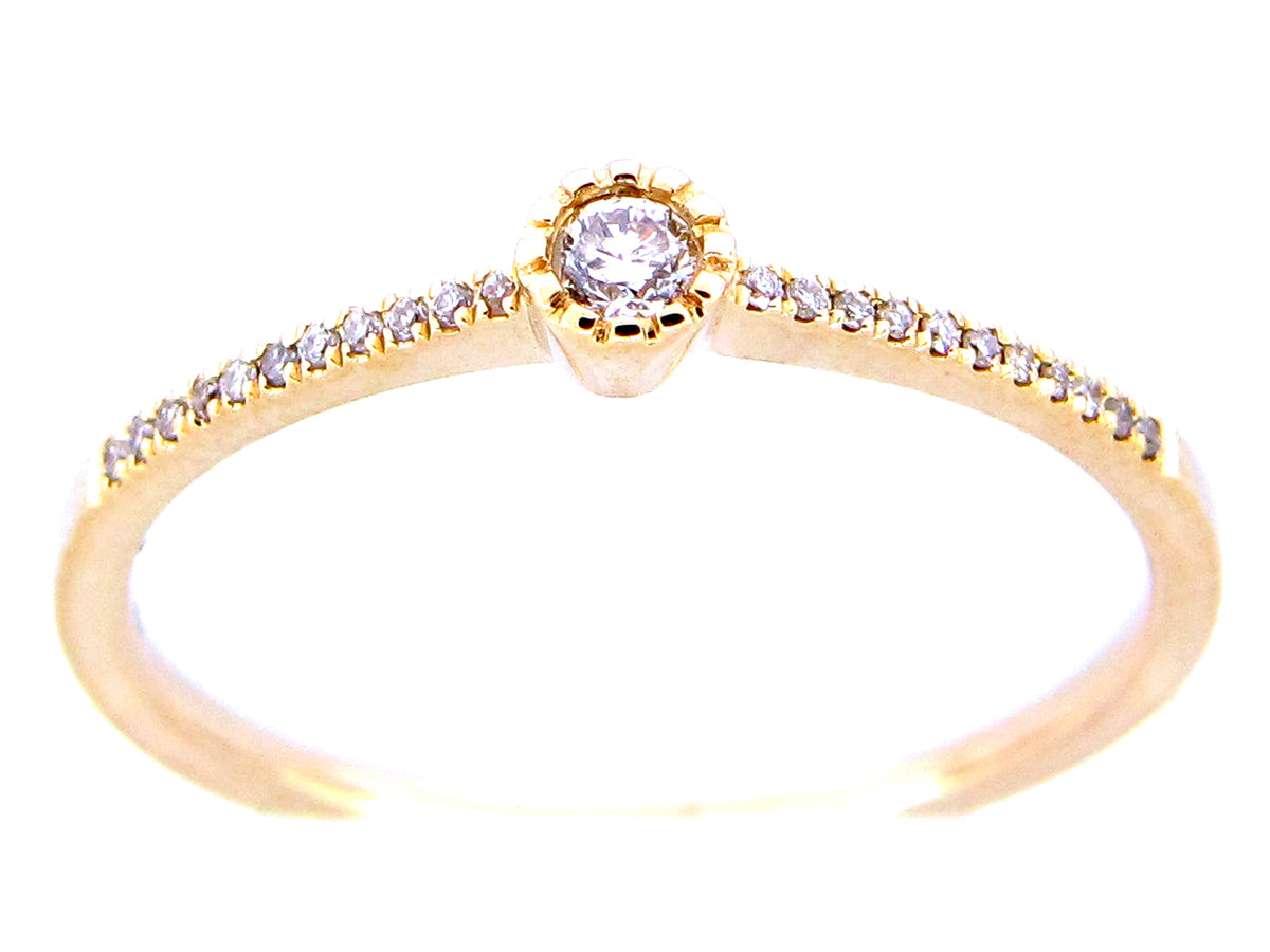 DIAMOND RING
