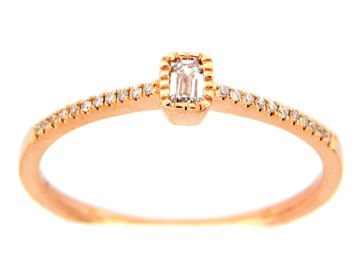 DIAMOND RING