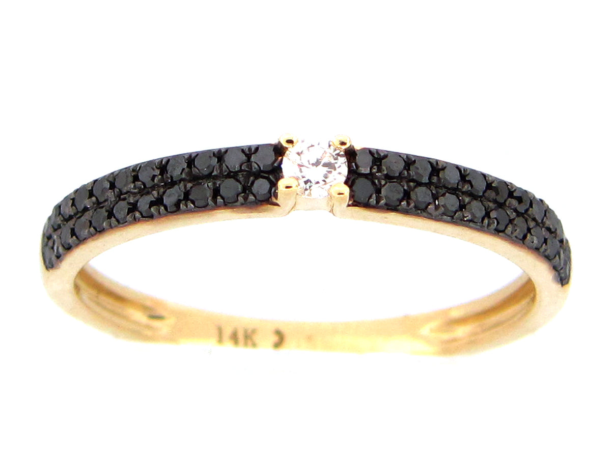 BLACK & WHITE DIAMOND RING