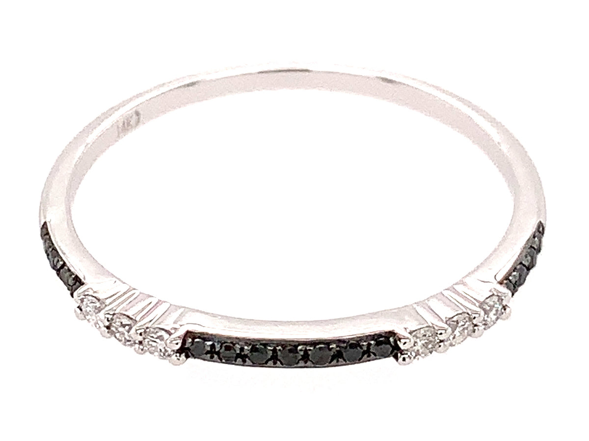 BLACK & WHITE DIAMOND RING