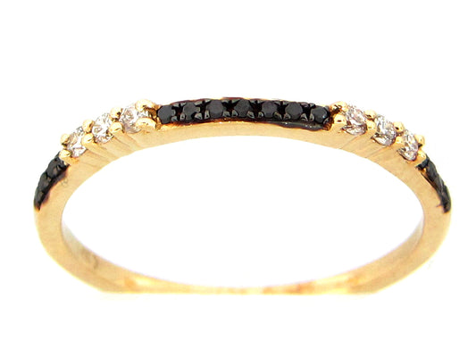 BLACK & WHITE DIAMOND RING