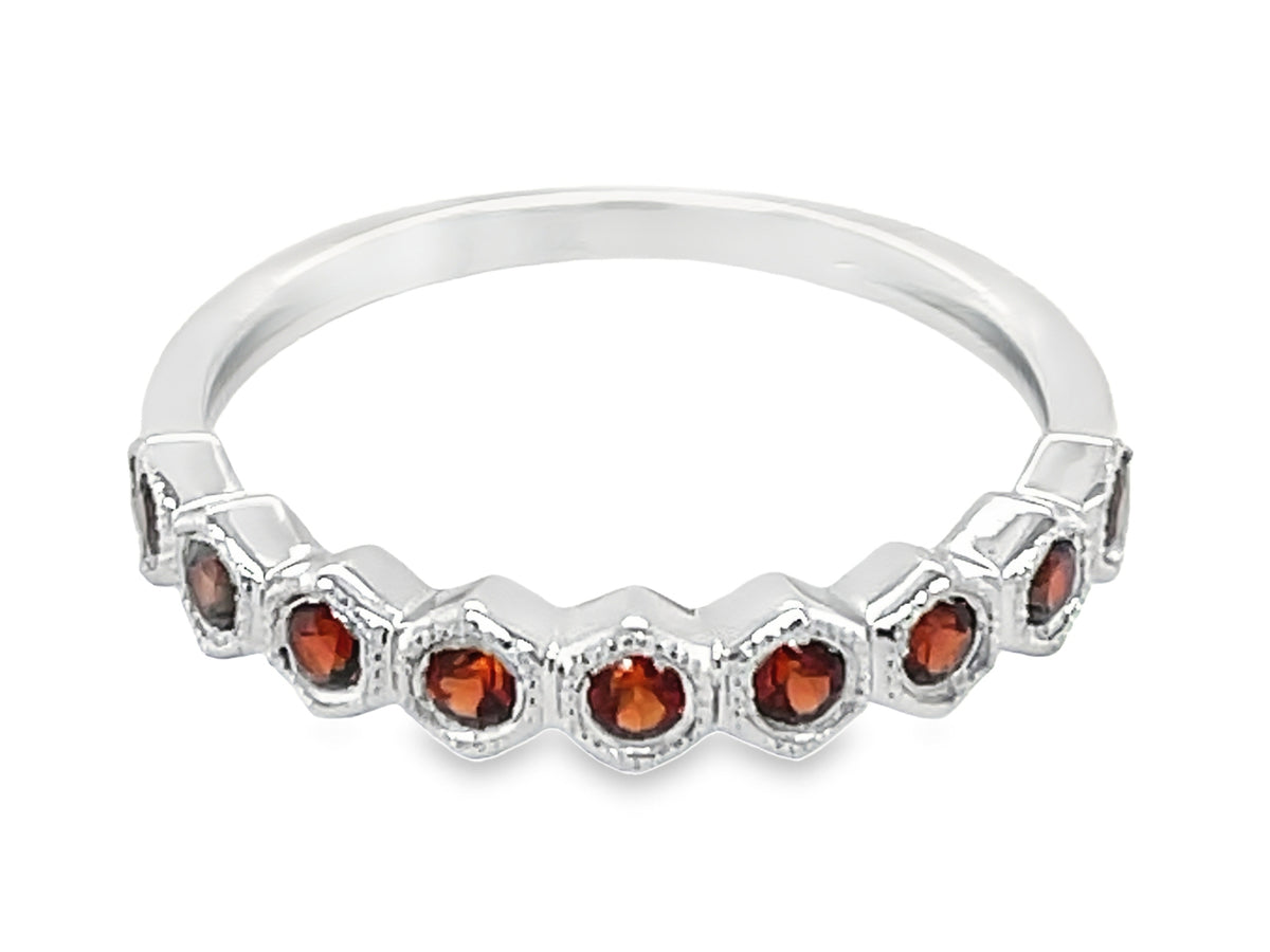 GARNET HONEYCOMB RING